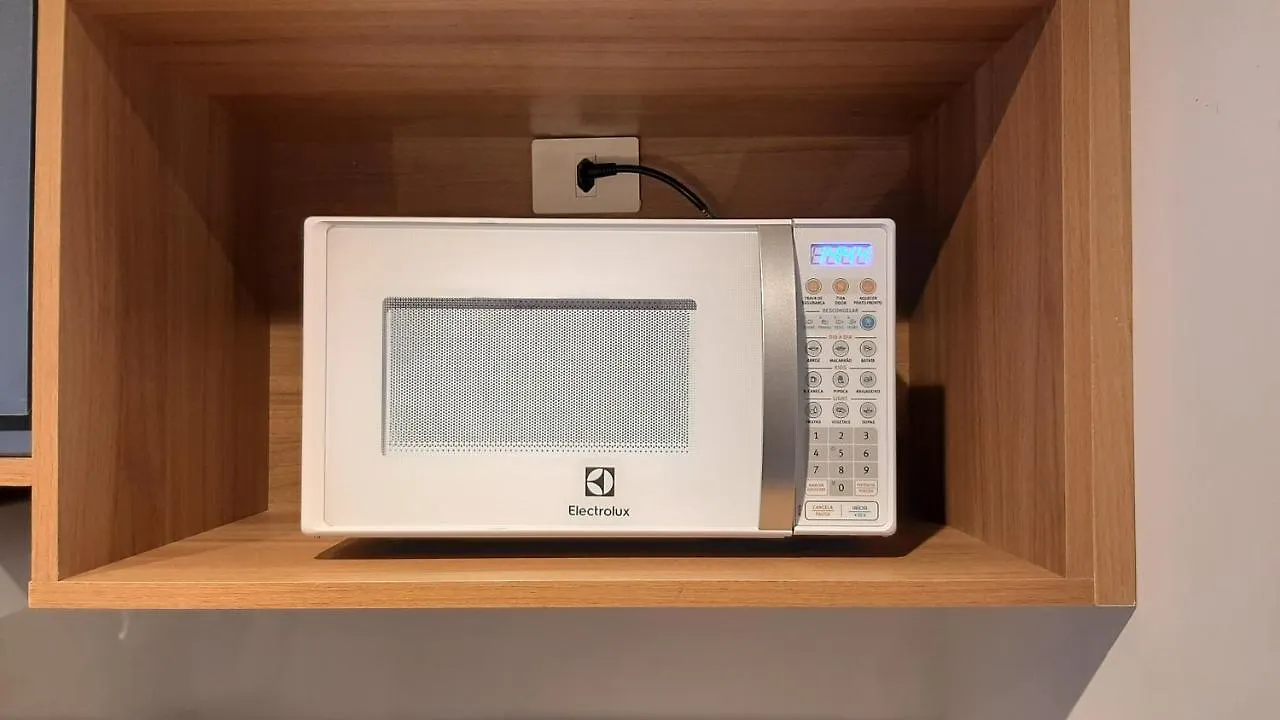 Arraso de apê na Frei Caneca Wifi 300 mb, Academia São Paulo 0*,
