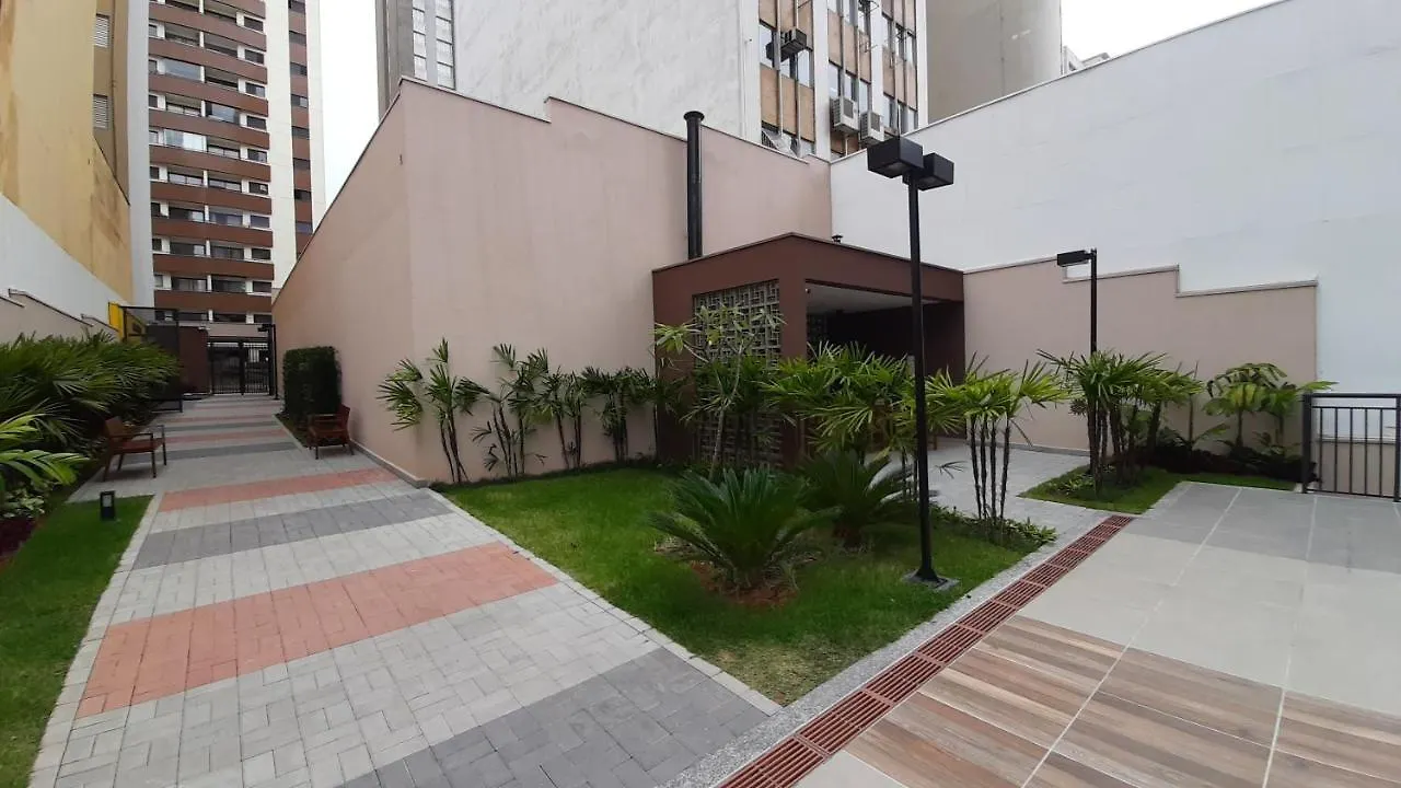 Arraso de apê na Frei Caneca Wifi 300 mb, Academia São Paulo
