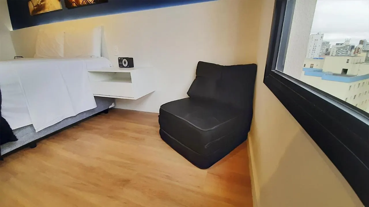 Arraso de apê na Frei Caneca Wifi 300 mb, Academia São Paulo Apartamento